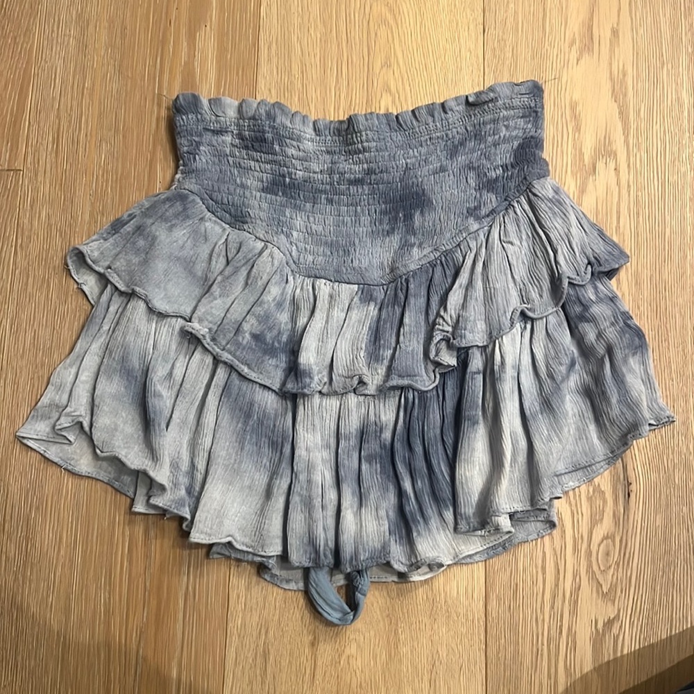 Mustard Seed flowy skirt! with built in loose shorts.